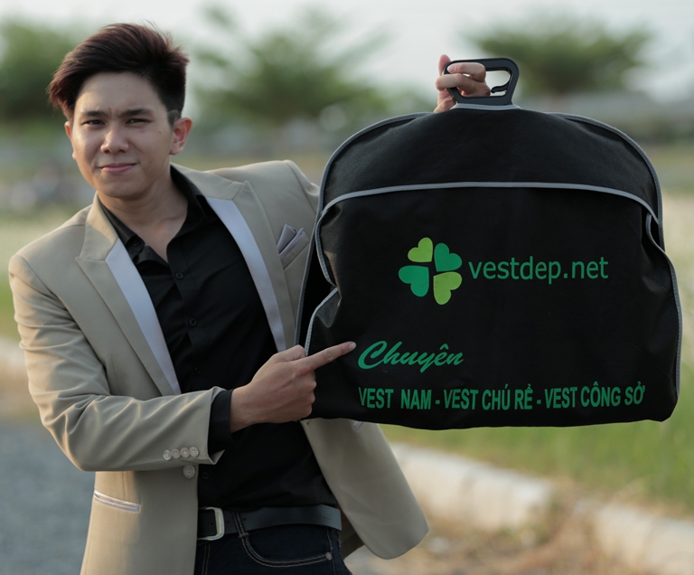 Bao và móc đồ veston