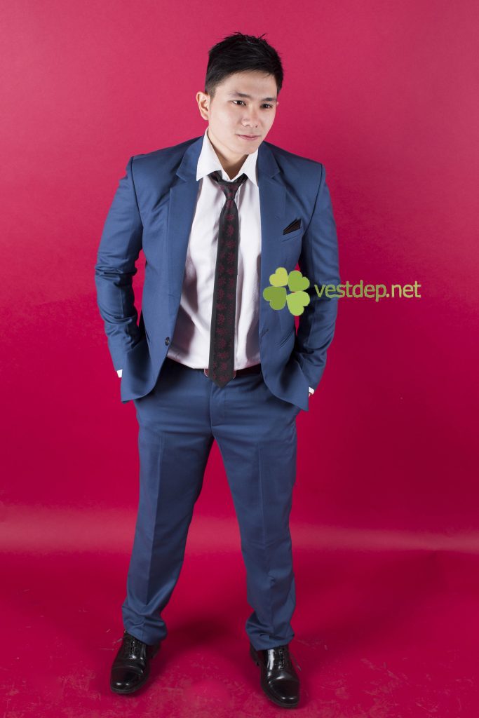Bộ vest cưới màu xanh ve chai