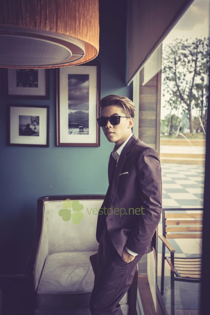 Bộ vest nam đỏ rượi