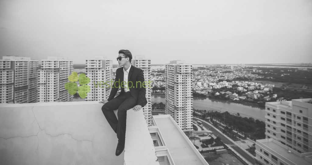 “Đã mắt” với những mẫu áo vest công sở đẹp, ấn tượng