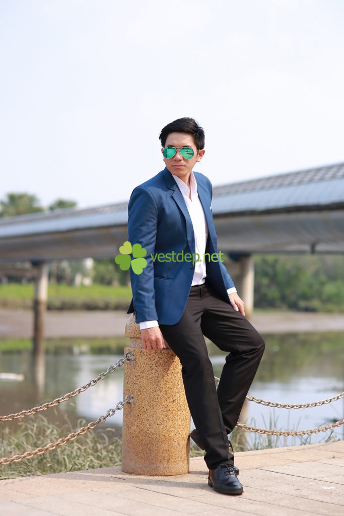 vest-cong-so-kieu-han-quoc-sac-mau-de-chang-them-tre-trung