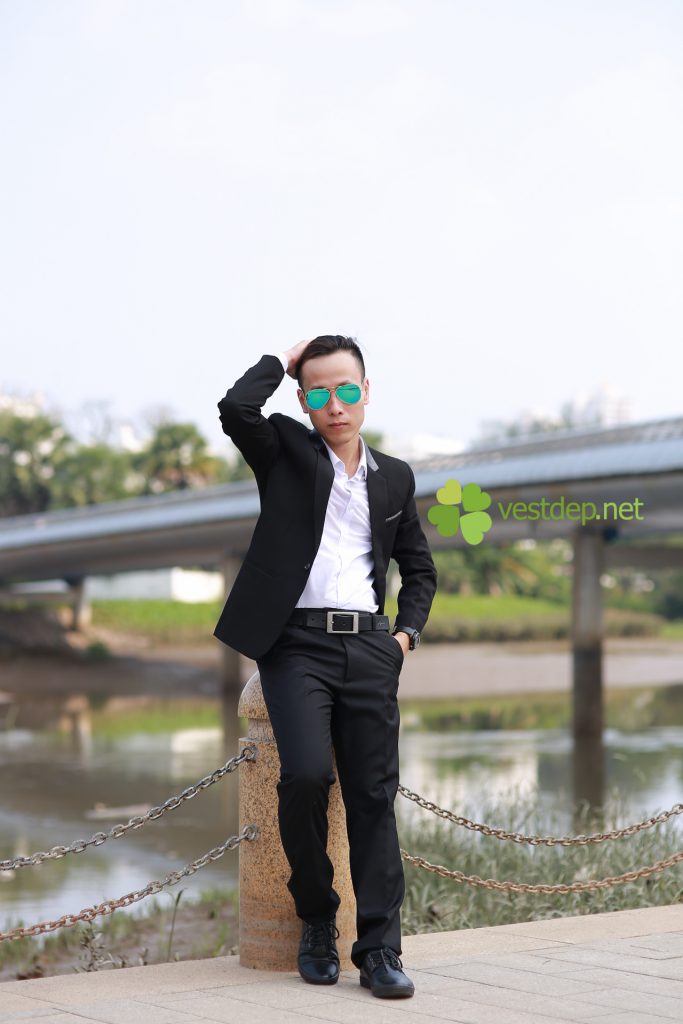 ao-vest-nam-cong-so-la-trang-phuc-het-suc-quan-trong-cua-cac-quy-ong-1