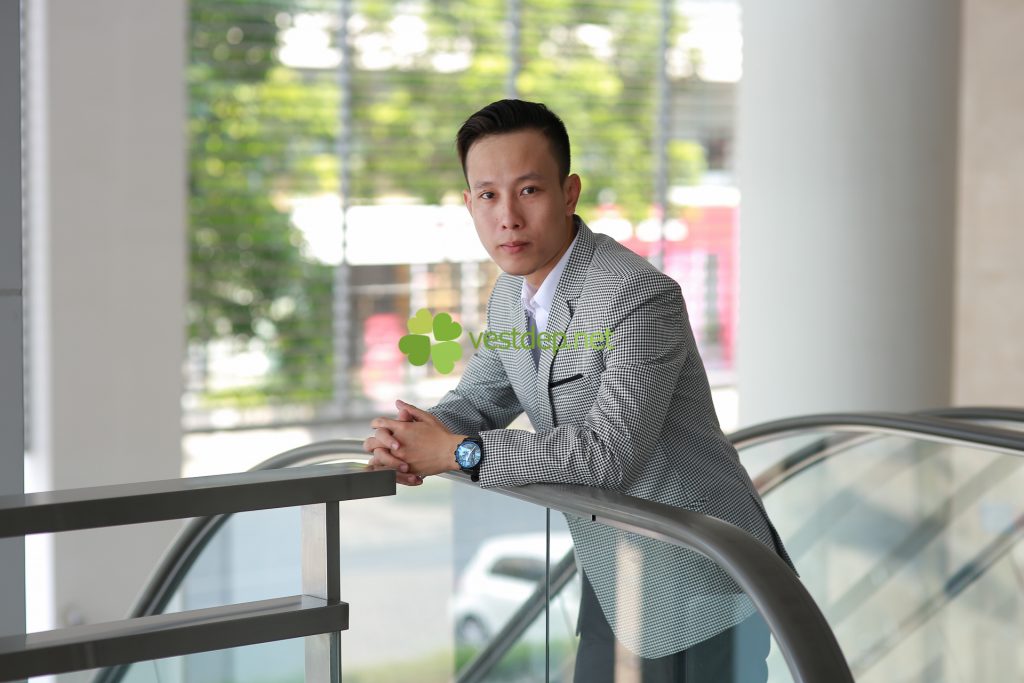cua-hang-vest-cao-cap-tai-tp-hcm-tu-van-may-vest-theo-dang-nguoi