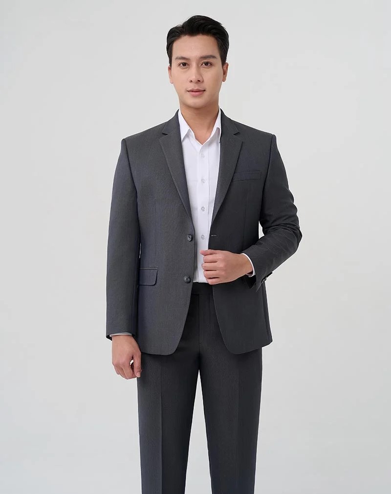 Quý ông công sở diện áo vest slim-fit Hàn Quốc màu navy