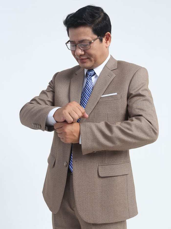 Vest trung niên màu nâu cà phê sang trọng