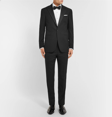 Suit tuxedo nam sang trọng dành cho tiệc cưới